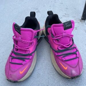 ✨ 3/$20 Nike Air Pink and Orange Sneakers